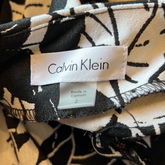 CALVIN KLEIN FLORAL DRESS - Picture 5 of 6